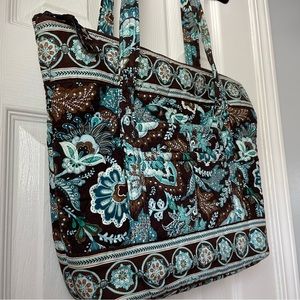 Vera Bradley Zippered Tote (Java Blue pattern)